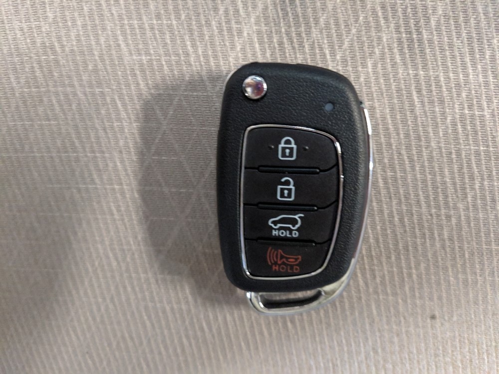 2016 Hyundai Tucson - Keys