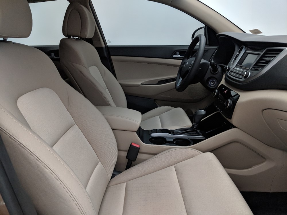 2016 Hyundai Tucson - Passenger Front Seat