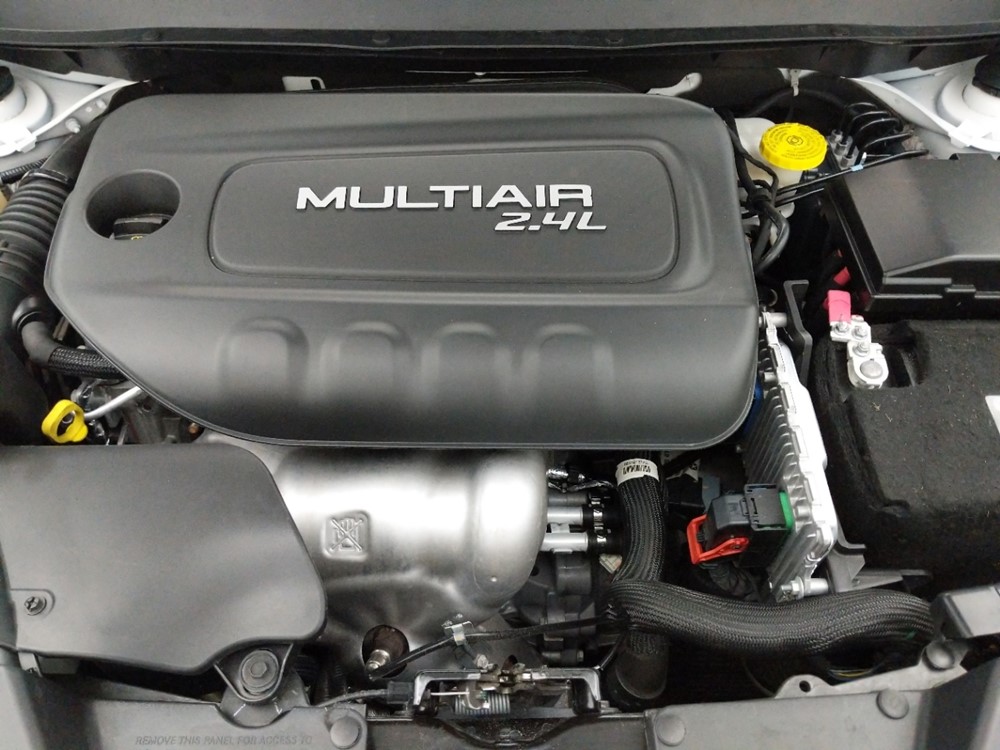 2017 Jeep Cherokee - Engine