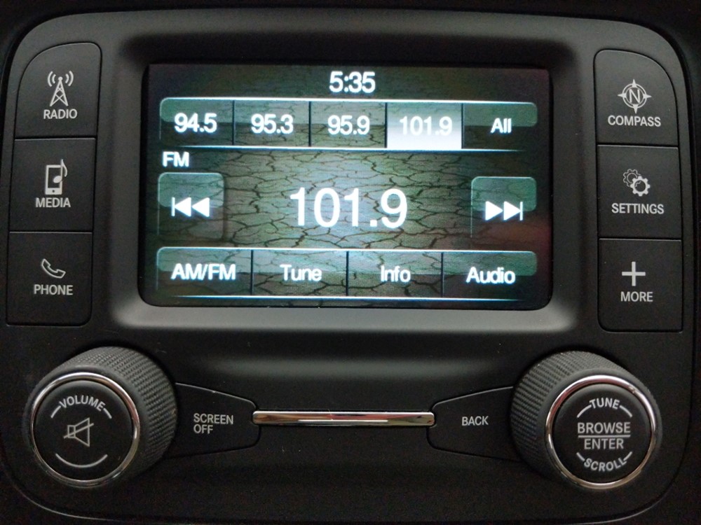 2017 Jeep Cherokee - Stereo Package