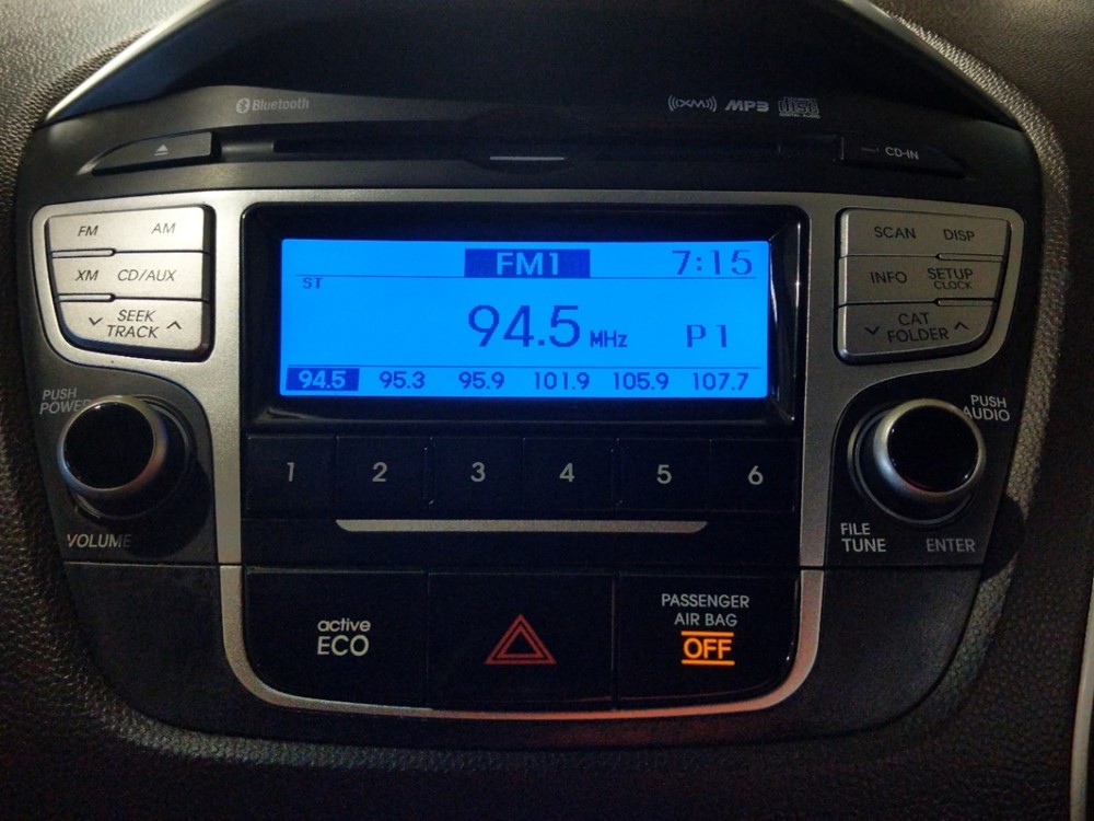 2013 Hyundai Tucson - Stereo Package