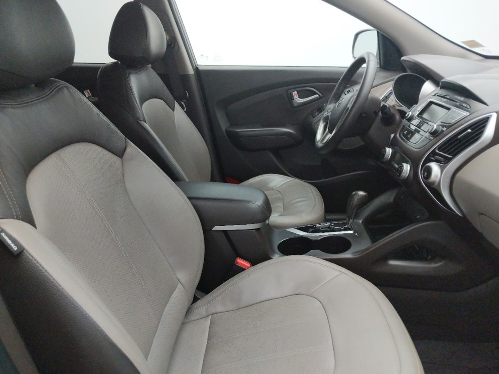 2013 Hyundai Tucson - Passenger Front Seat