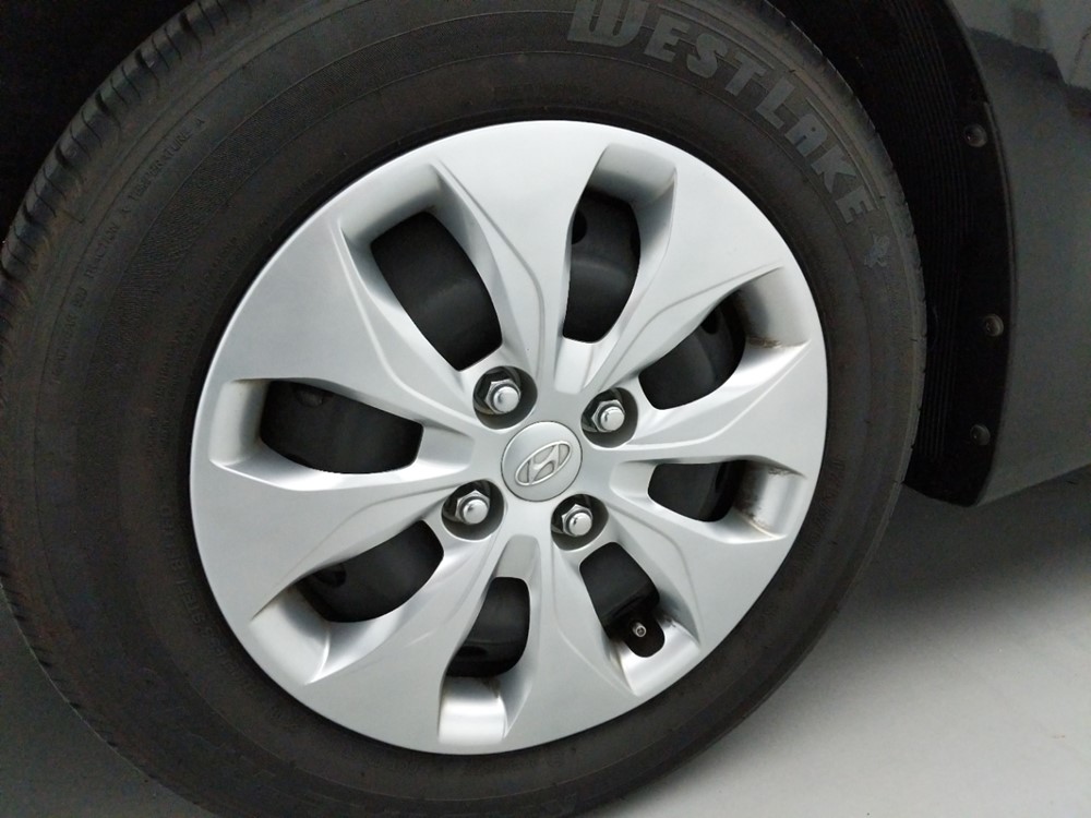 2017 Hyundai Accent - Wheel