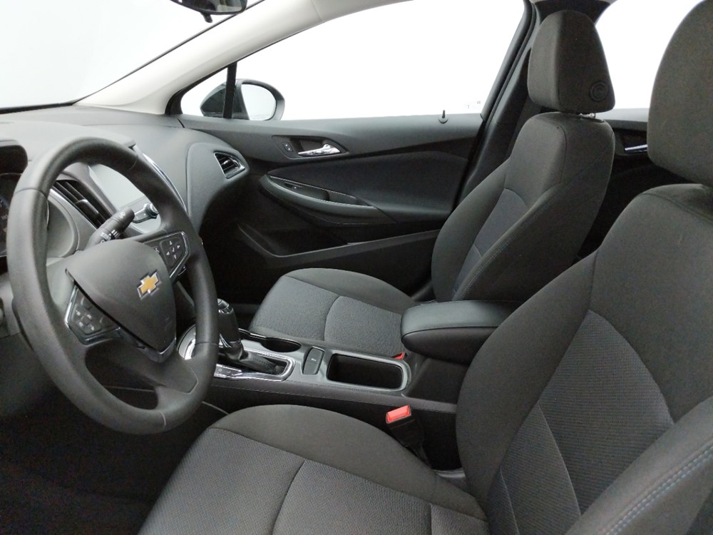 2018 Chevrolet Cruze - Driver Front Seat