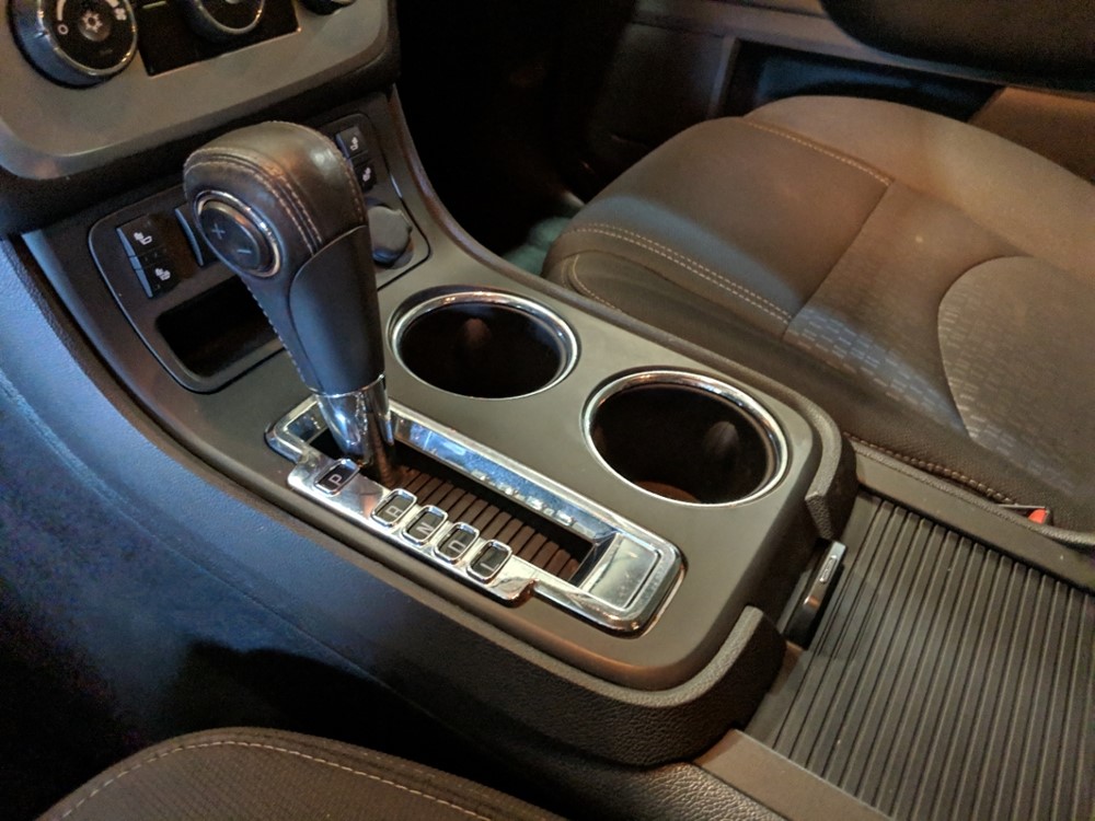 2013 GMC Acadia - Center Console/Cup Holders