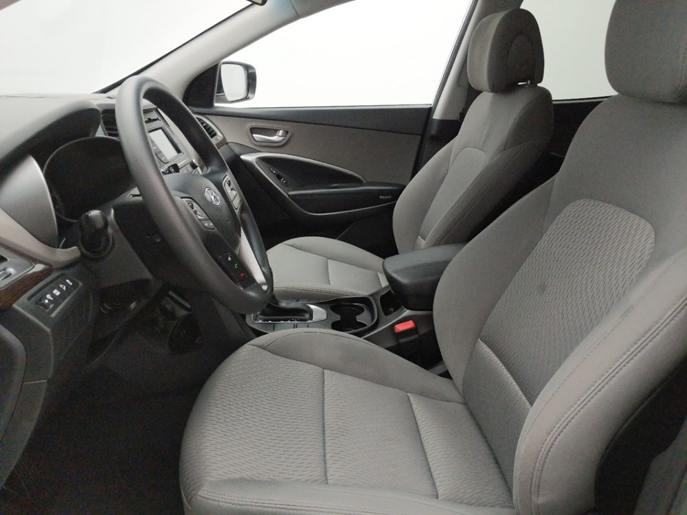 2017 Hyundai Santa Fe - Driver Front Seat