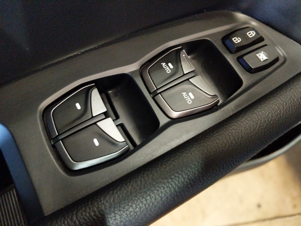 2017 Hyundai Santa Fe - Driver Power Windows/Lock Control