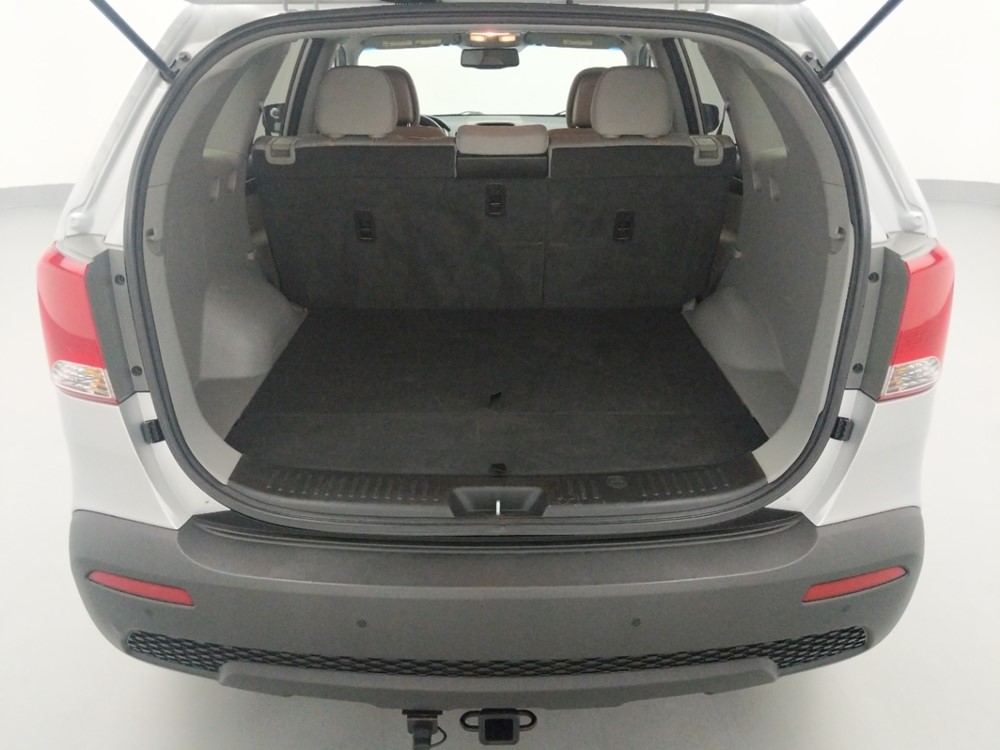 2011 Kia Sorento - Trunk