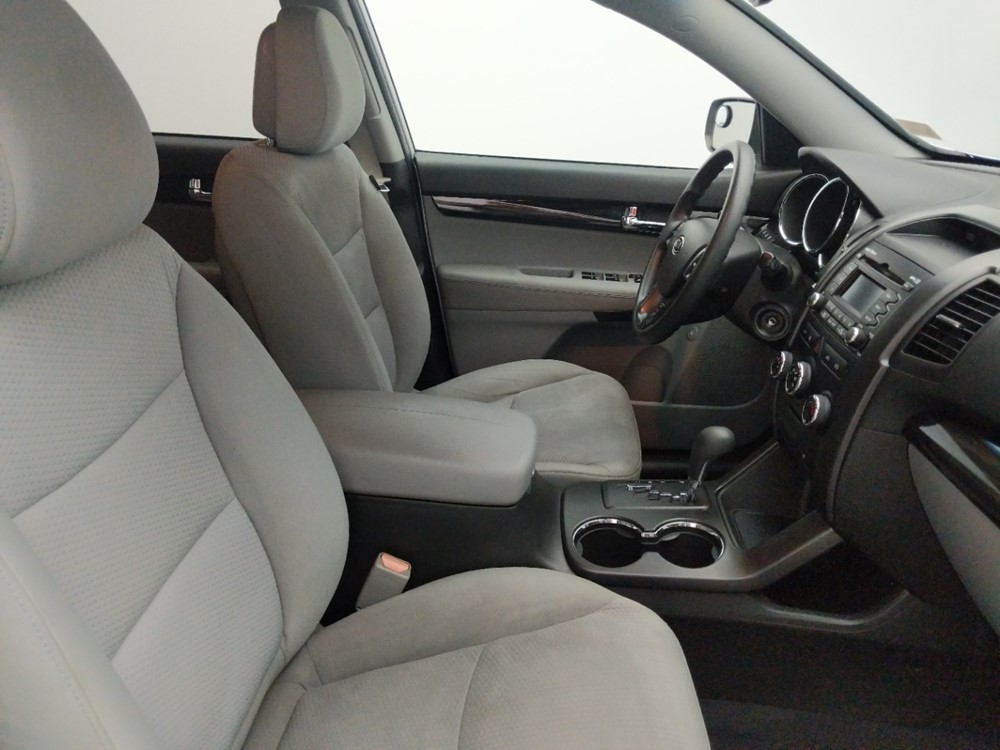 2011 Kia Sorento - Passenger Front Seat