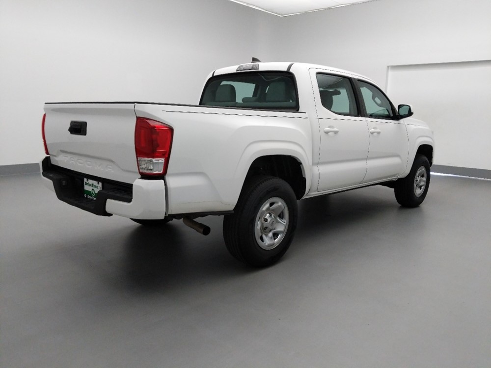 2016 Toyota Tacoma - Passenger Rear Bumper