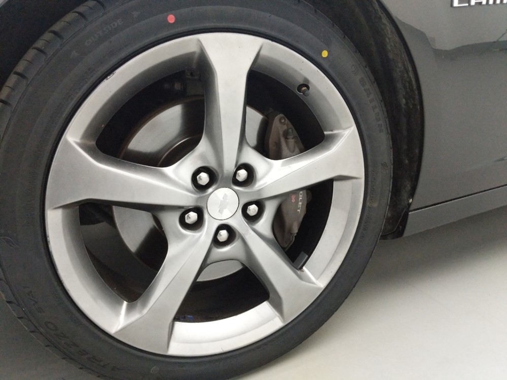 2015 Chevrolet Camaro - Wheel