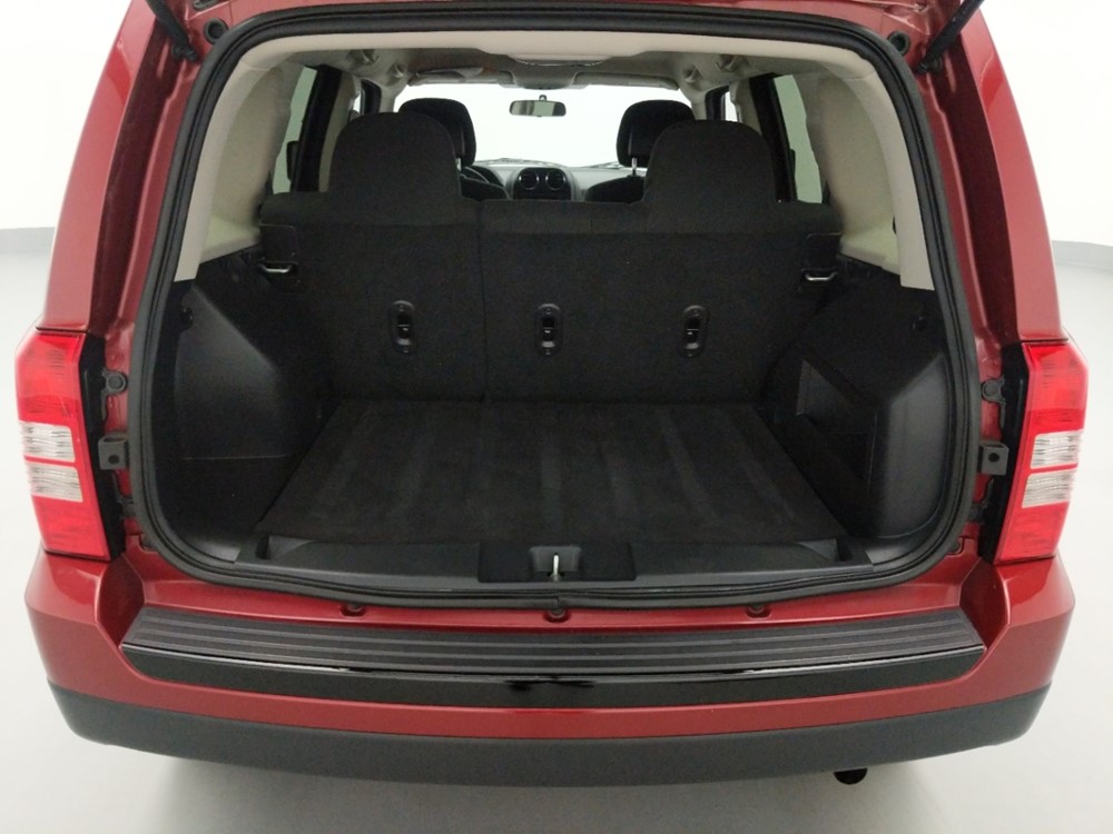 2015 Jeep Patriot - Trunk