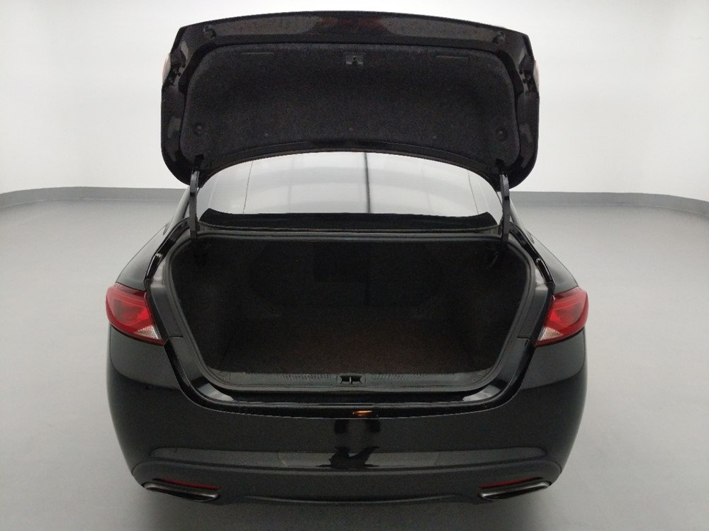 2015 Chrysler 200 - Trunk