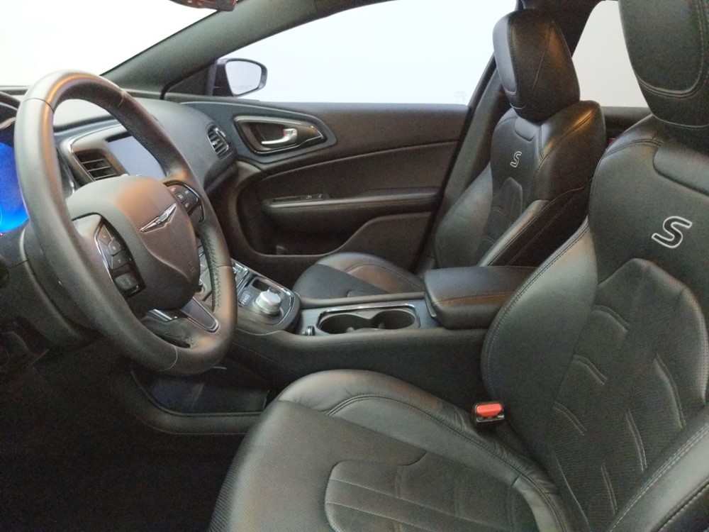 2015 Chrysler 200 - Driver Front Seat