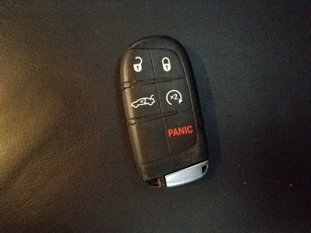 2015 Chrysler 200 - Keys