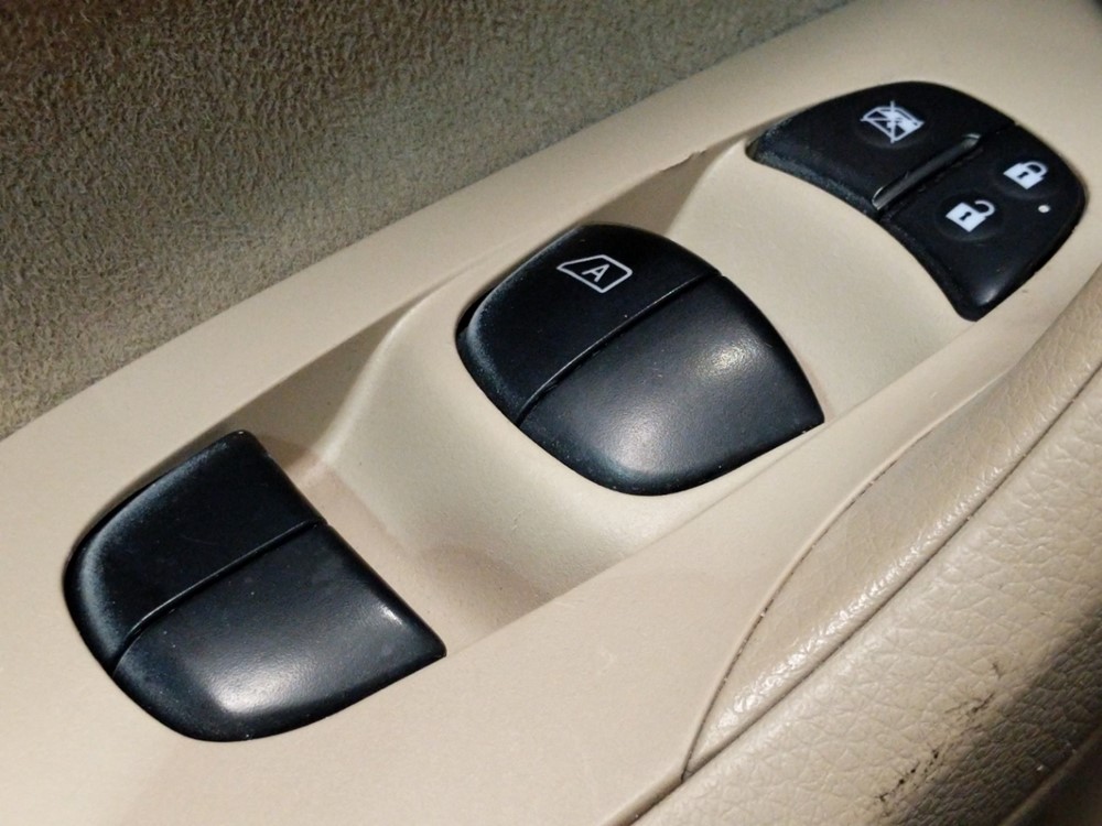 2013 Nissan Altima - Driver Power Windows/Lock Control