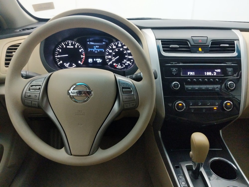 2013 Nissan Altima - Driver Dash