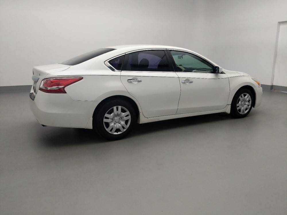 2013 Nissan Altima - Passenger Rear Side