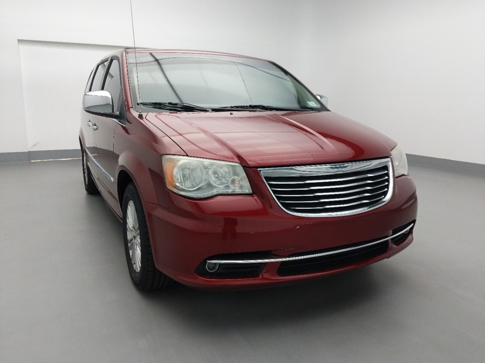 2013 Chrysler Town and Country - Passenger Front Hood