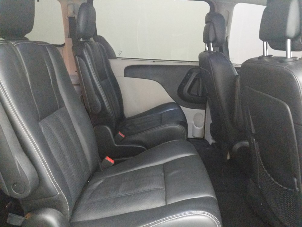 2013 Chrysler Town and Country - Passenger Rear Seat