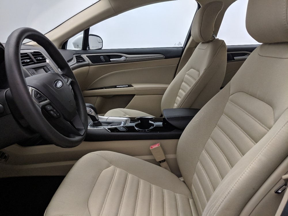 2014 Ford Fusion - Driver Front Seat