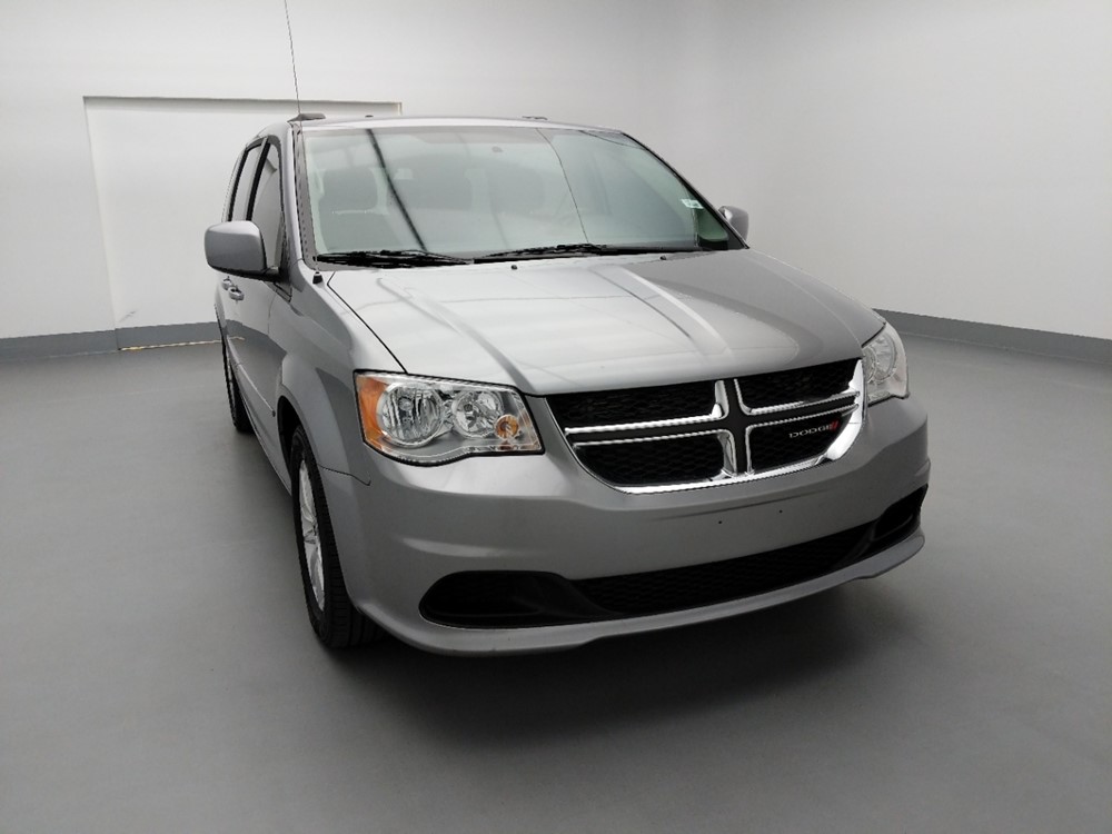 2016 Dodge Grand Caravan - Passenger Front Hood