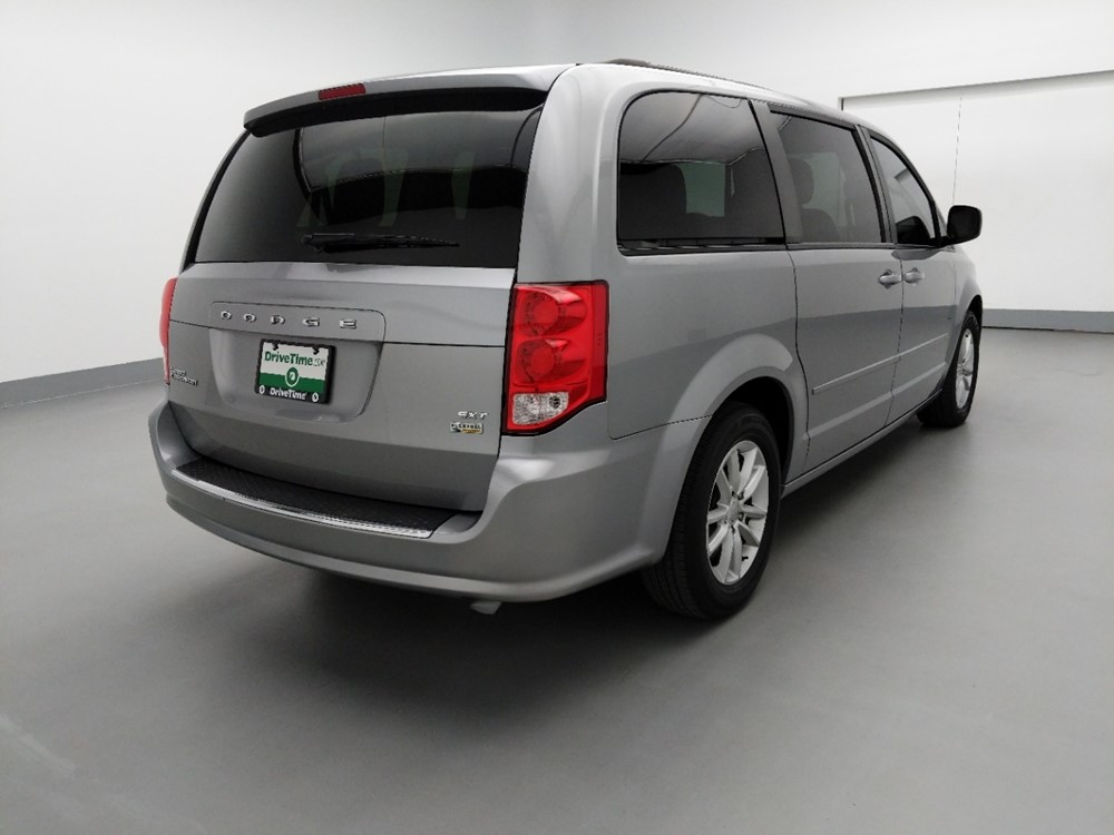 2016 Dodge Grand Caravan - Passenger Rear Bumper