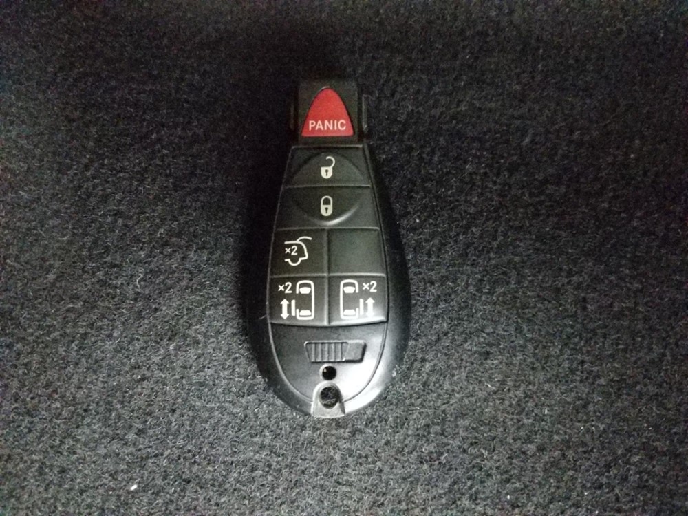 2016 Dodge Grand Caravan - Keys