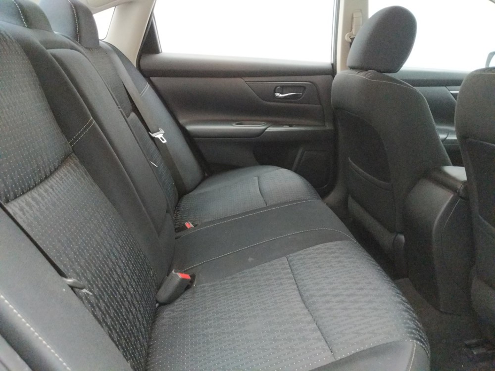 2016 Nissan Altima - Passenger Rear Seat