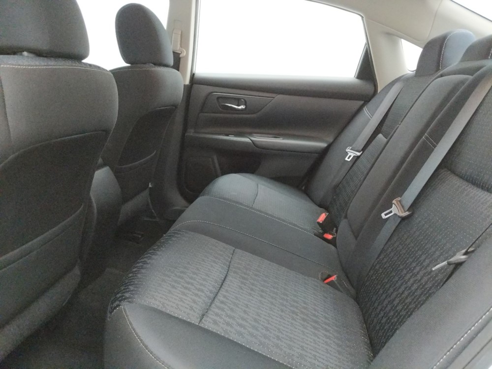 2016 Nissan Altima - Driver Rear Seat