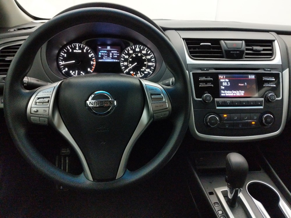 2016 Nissan Altima - Driver Dash