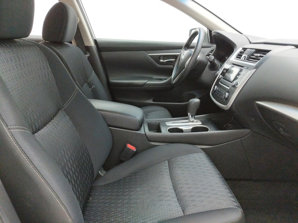2016 Nissan Altima - Passenger Front Seat