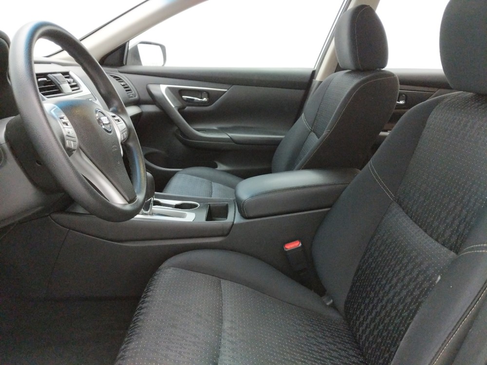 2016 Nissan Altima - Driver Front Seat