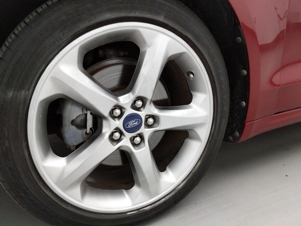 2013 Ford Fusion - Wheel