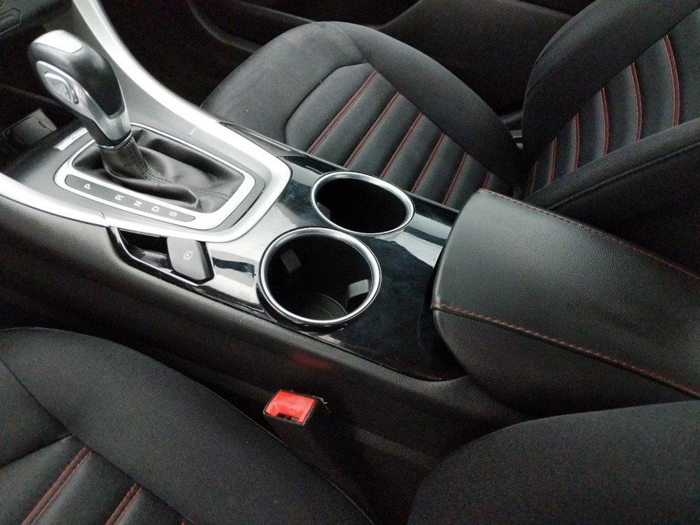 2013 Ford Fusion - Center Console/Cup Holders