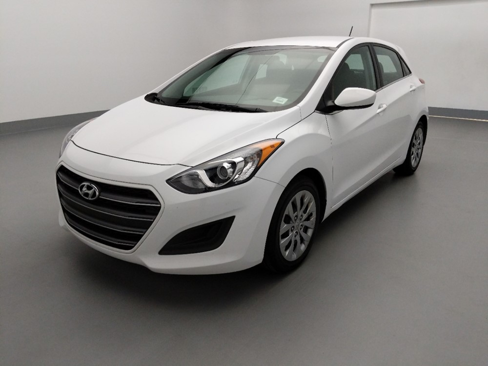 2017 Hyundai Elantra - Driver Front Bumper