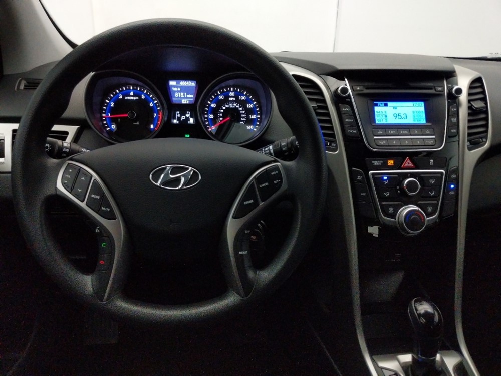 2017 Hyundai Elantra - Driver Dash