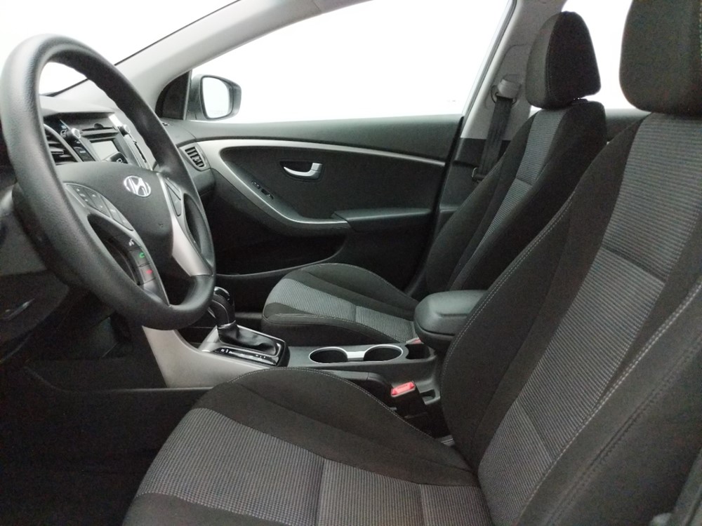 2017 Hyundai Elantra - Driver Front Seat