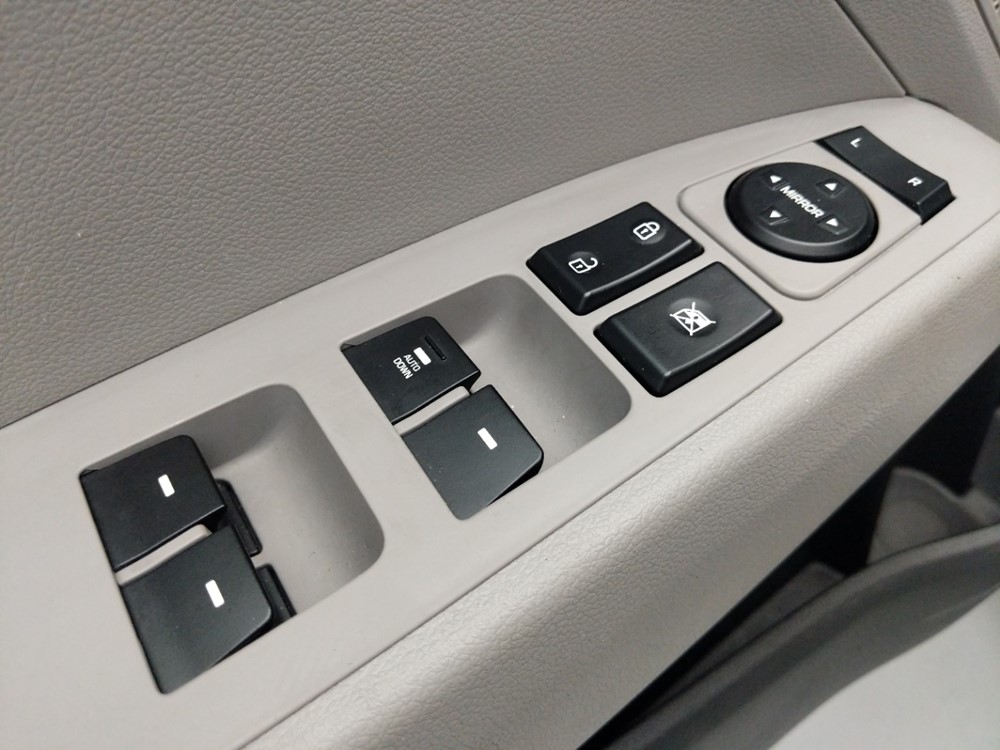 2017 Hyundai Elantra - Driver Power Windows/Lock Control