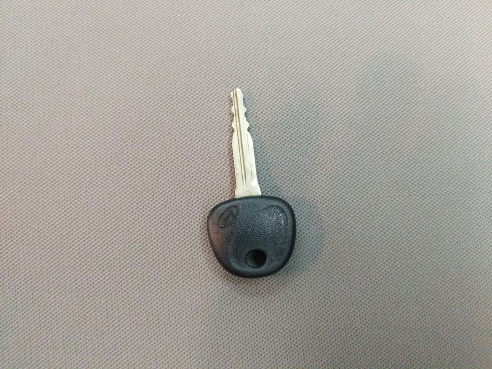 2017 Hyundai Elantra - Keys