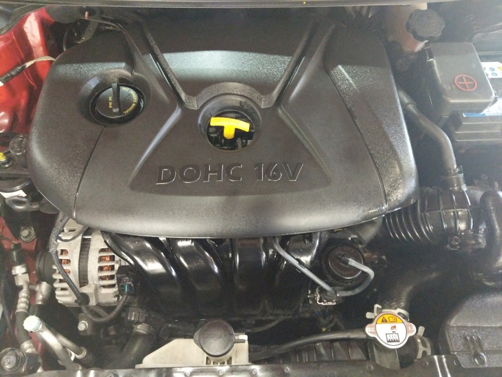 2016 Hyundai Elantra - Engine