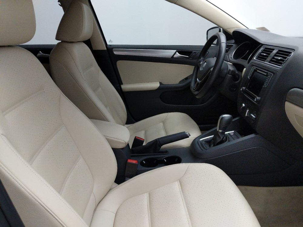 2016 Volkswagen Jetta - Passenger Front Seat