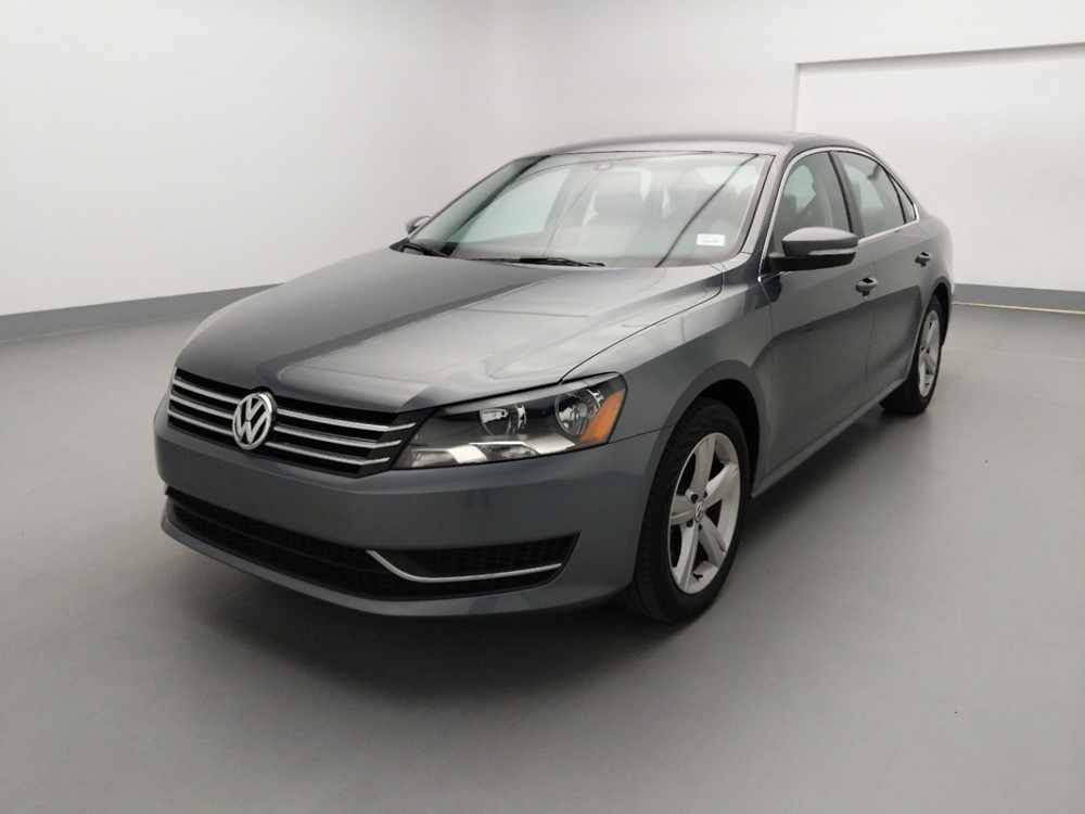 2014 Volkswagen Passat - Driver Front Bumper
