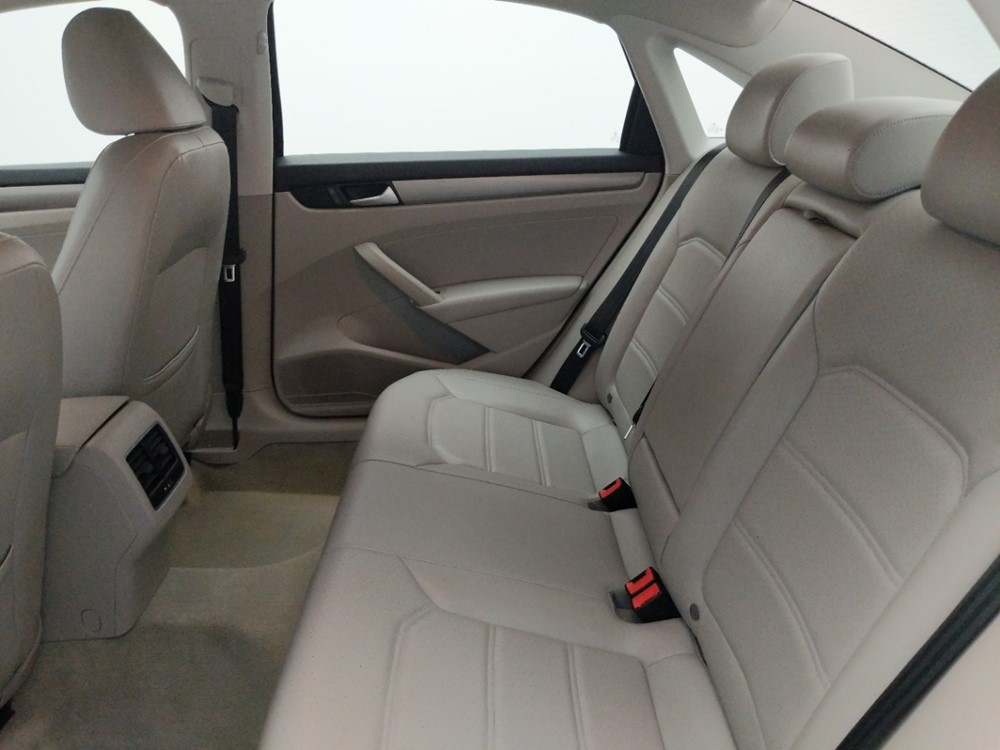 2014 Volkswagen Passat - Driver Rear Seat