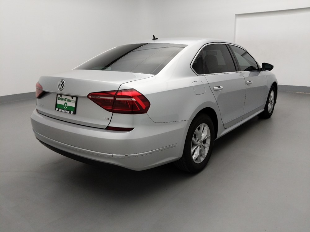 2017 Volkswagen Passat - Passenger Rear Bumper