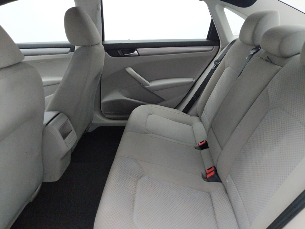 2015 Volkswagen Passat - Driver Rear Seat