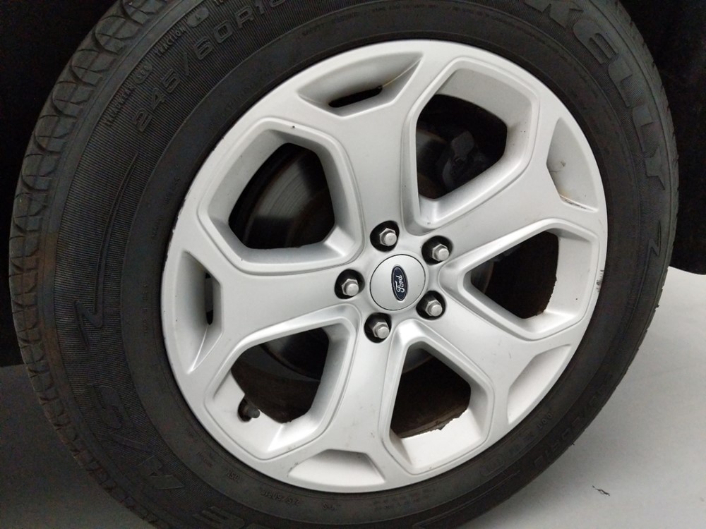 2013 Ford Edge - Wheel