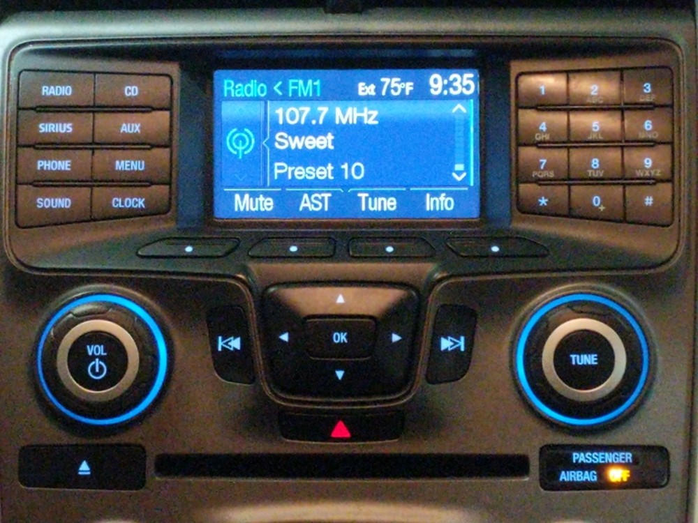 2013 Ford Edge - Stereo Package