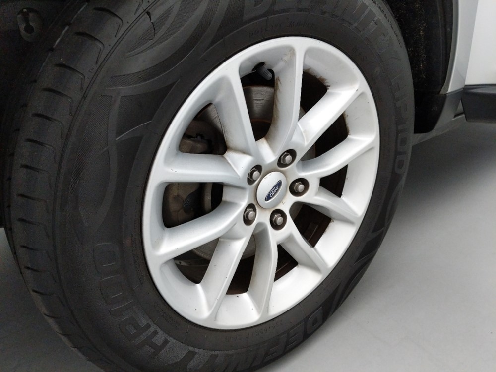 2013 Ford Edge - Wheel