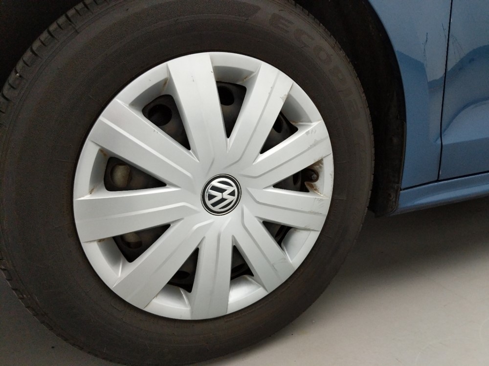 2016 Volkswagen Jetta - Wheel